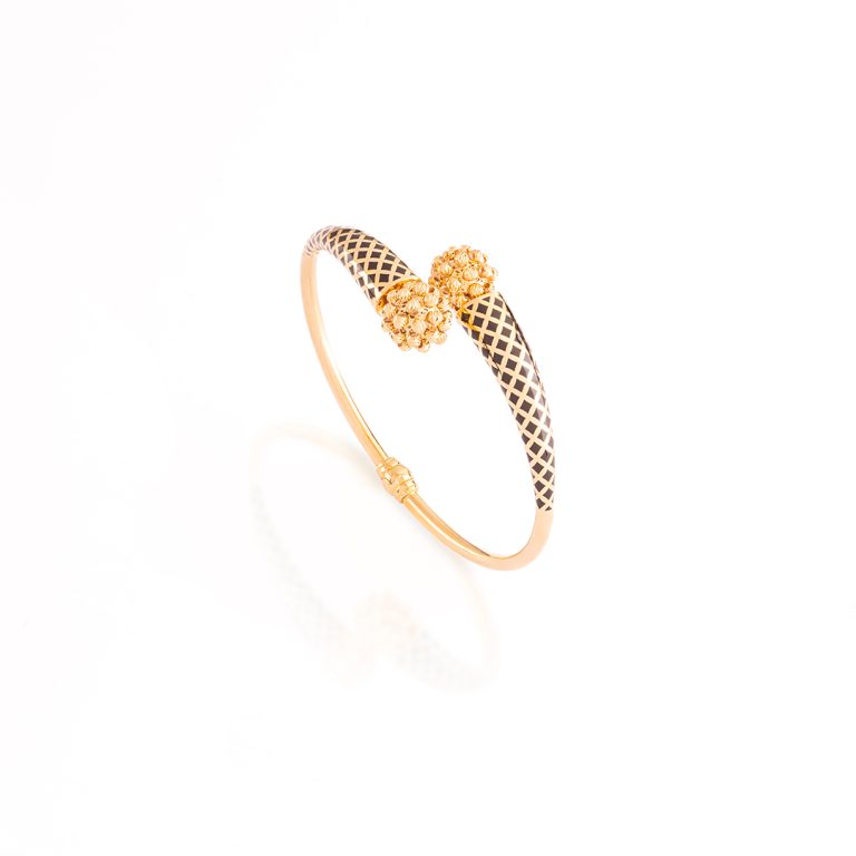 Triumph Bracelet – سوار الانتصار والتميز